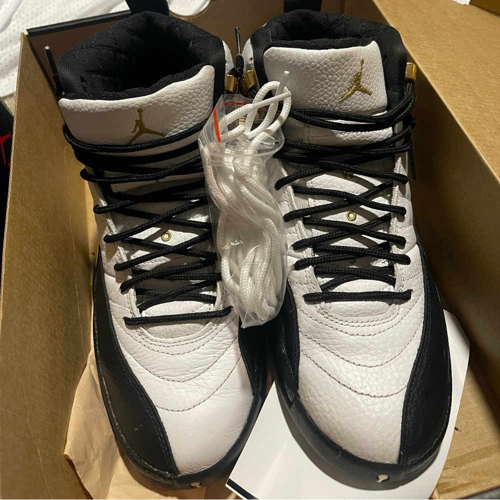Jordan size 8 white black with gold trim